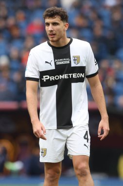 Roma, İtalya 22.12.2024: İtalya Futbol Şampiyonası sırasında Parmalı Botond Baloghi Serie A Enilive 2024-2025 Roma - Parma Calcio maçında Roma 'da Stadio Olimpico' da.