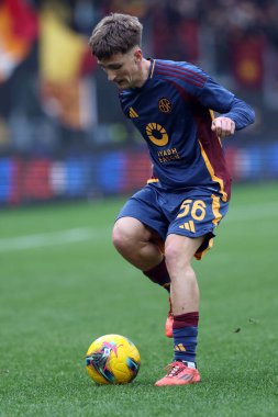 Roma, İtalya 22.12.2024: İtalyan futbolcu Alexis Saelemaekers İtalya futbol şampiyonluğu sırasında Serie A Enilive 2024-2025 AS Roman Parma Calcio 'ya karşı Roma' daki Stadio Olimpico 'da oynanan karşılaşma.
