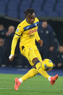 Roma, İtalya 28.12.2024: İtalyan Atalanta 'lı Ademola Lookman İtalya futbol şampiyonluğu sırasında Serie A Enilive 2024-2025 karşılaşmasında SS Lazio, Atalanta Bergamasca Calcio' ya karşı Roma 'daki Stadio Olimpico' da.