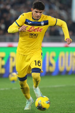 Roma, İtalya 28.12.2024: İtalyan Atalantalı Raoul Bellanova İtalya futbol şampiyonluğu sırasında Serie A Enilive 2024-2025 karşılaşmasında SS Lazio, Atalanta Bergamasca Calcio 'ya karşı Roma' daki Stadio Olimpico 'da.