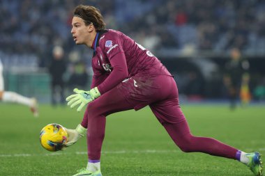 Roma, İtalya 28.12.2024: İtalyan Atalantalı Marco Carnesecchi İtalya futbol şampiyonluğu sırasında Serie A Enilive 2024-2025 karşılaşmasında SS Lazio, Atalanta Bergamasca Calcio 'ya karşı Roma' daki Stadio Olimpico 'da.