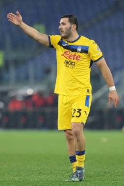 Roma, İtalya 28.12.2024: İtalyan Atalantalı Sead Kolasinac İtalya futbol şampiyonluğu sırasında Serie A Enilive 2024-2025 karşılaşmasında SS Lazio 'ya karşı Atalanta Bergamasca Calcio Roma' daki Stadio Olimpico 'da.