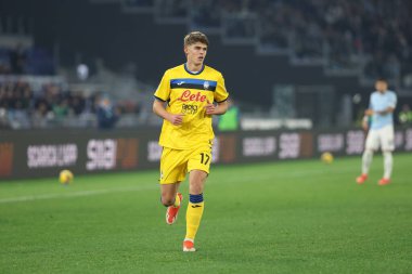 Roma, İtalya 28.12.2024: İtalya Futbol Şampiyonası sırasında De Ketelaere (Atalanta) Serie A Enilive 2024-2025 karşılaşmasında SS Lazio, Atalanta Bergamasca Calcio 'ya karşı Roma' da Stadio Olimpico 'da.
