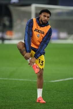 Roma, İtalya 28.12.2024: İtalyan futbol şampiyonası Serie A Enilive 2024-2025 maçından önceki ısınma turunda Atalanta 'lı Ederson Roma' daki Stadio Olimpico 'da SS Lazio' ya karşı Atalanta Bergamasca Calcio.