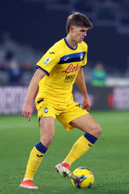 Roma, İtalya 28.12.2024: İtalya Futbol Şampiyonası sırasında De Ketelaere (Atalanta) Serie A Enilive 2024-2025 karşılaşmasında SS Lazio, Atalanta Bergamasca Calcio 'ya karşı Roma' da Stadio Olimpico 'da.