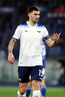 Roma, İtalya 10.01.2025: Lazioolu Alessio Romagnoli İtalya Futbol Şampiyonası Serie A Enilive 2024-2025 karşılaşması SS Lazio Como 1907 Roma 'daki Stadio Olimpico' da.