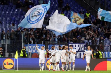 Roma, İtalya 23.01.2025: Lazio 'dan Mattia Zaccagni golü attı ve Uefa Avrupa Ligi 2024-2025, 7. gün, Roma' daki Olimpiyat Stadyumu 'nda SS Lazio ile Real Sociedad de Futbol arasında oynanan futbol karşılaşmasında takımla birlikte kutladı..