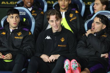 Roma, İtalya 26.01.2025: Fiorentina 'dan Edoardo Bove İtalya futbol şampiyonluğu maçında yedek kulübesinde oturuyor Serie A Enilive 2024-2025 SS Lazio' ya karşı Fiorentina Calcio Roma 'da Stadio Olimpico' da.