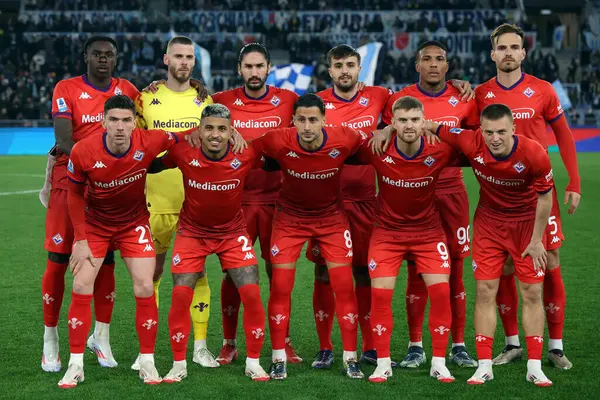 Roma, İtalya 26.01.2025: Fiorentina takımı, İtalya futbol şampiyonası Serie A Enilive 2024-2025 SS Lazio, Fiorentina Calcio 'ya karşı Roma' daki Stadio Olimpico 'da düzenlendi..