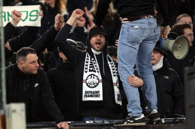 Roma, İtalya 30.01.2025: Eintracht Frankfurt taraftarları Uefa Avrupa Ligi 2024-2025 yıllarında kürsüde, AS Roman Eintracht Frankfurt 'a karşı Roma Olimpiyat Stadyumu' nda oynanan futbol karşılaşması.