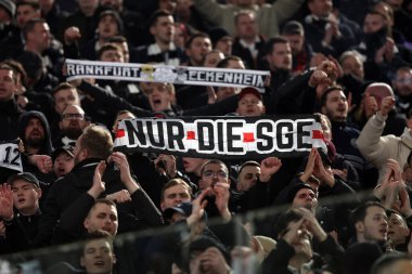 Roma, İtalya 30.01.2025: Eintracht Frankfurt taraftarları Uefa Avrupa Ligi 2024-2025 yıllarında kürsüde, AS Roman Eintracht Frankfurt 'a karşı Roma Olimpiyat Stadyumu' nda oynanan futbol karşılaşması.