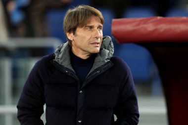 Roma, İtalya 02.02.2025: İtalya Futbol Şampiyonası sırasında Antonio Conte 'nin Napoli teknik direktörü Serie A Enilive 2024-2025 maçında AS Romanlar SSC Napoli' ye karşı Roma 'daki Stadio Olimpico' da 2 Şubat 2025.