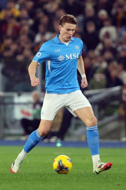 Roma, İtalya 02.02.2025: Napoli 'li Scott Mctominay İtalya Futbol Şampiyonası sırasında Serie A Enilive 2024-2025 AS Roma-SSC Napoli maçında 2 Şubat 2025' te Roma 'da Stadio Olimpico' da.