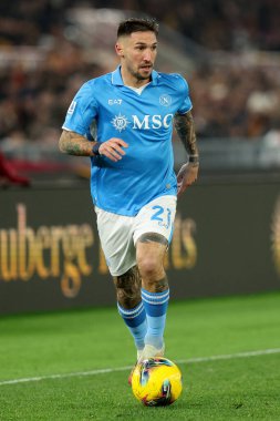 Roma, İtalya 02.02.2025: Napoli 'li Matteo Politano İtalya Futbol Şampiyonası sırasında Serie A Enilive 2024-2025 AS Roma-SSC Napoli karşılaşması 2 Şubat 2025' te Roma 'da Stadio Olimpico' da.