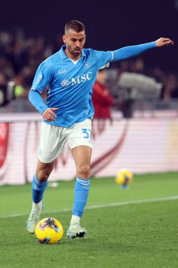 Roma, İtalya 02.02.2025: Napoli 'li Leonardo Spinazzola İtalya Futbol Şampiyonası sırasında Serie A Enilive 2024-2025 Roma - SSC Napoli maçı 2 Şubat 2025' te Roma 'da Stadio Olimpico' da.