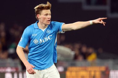 Roma, İtalya 02.02.2025: Napoli 'li Scott Mctominay İtalya Futbol Şampiyonası sırasında Serie A Enilive 2024-2025 AS Roma-SSC Napoli maçında 2 Şubat 2025' te Roma 'da Stadio Olimpico' da.