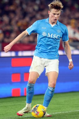 Roma, İtalya 02.02.2025: Napoli 'li Scott Mctominay İtalya Futbol Şampiyonası sırasında Serie A Enilive 2024-2025 AS Roma-SSC Napoli maçında 2 Şubat 2025' te Roma 'da Stadio Olimpico' da.