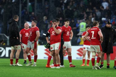 Roma, İtalya 08.02.2025: Guinness Altı Milletler 2025 rugby karşılaşmasının sonunda İtalya ile Galler arasındaki Stadio Olimpico karşılaşmasında Galler 'i hayal kırıklığına uğrattı..