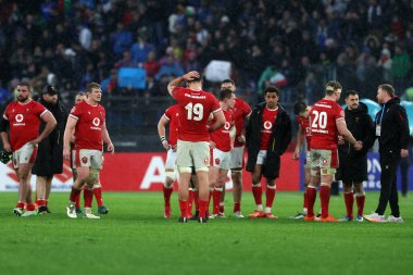 Roma, İtalya 08.02.2025: Guinness Altı Milletler 2025 rugby karşılaşmasının sonunda İtalya ile Galler arasındaki Stadio Olimpico karşılaşmasında Galler 'i hayal kırıklığına uğrattı..