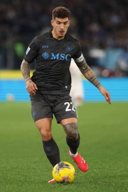 Roma, İtalya 15.02.2025: Napoli 'li Giovanni Di Lorenzo İtalya Futbol Şampiyonası sırasında Serie A Enilive 2024-2025 SSC Napoli' ye karşı Roma Olimpiyat Stadyumu 'nda SS Lazio karşılaşması.
