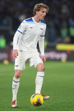 Roma, İtalya 15.02.2025: İtalyan futbolcu Nicolo Rovella İtalya Futbol Şampiyonası Serie A Enilive 2024-2025 karşılaşmasında SSC Napoli 'ye karşı Roma Olimpiyat Stadyumu' nda SS Lazio.