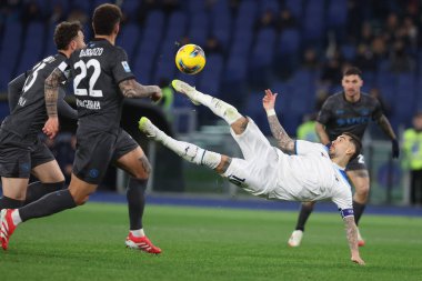 Roma, İtalya 15.02.2025: Lazio 'dan Mattia Zaccagni İtalya Futbol Şampiyonası Serie A Enilive 2024-2025 karşılaşmasında Roma Olimpiyat Stadyumu' nda SS Lazio 'ya karşı SSC Napoli.