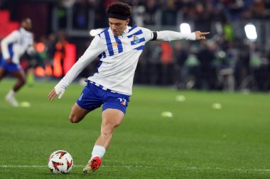 Roma, İtalya 20.02.2025: Uefa Avrupa Ligi 2024-2025 futbol maçı, play-off, AS Roma FC Porto 'ya karşı Roma Olimpiyat stadyumunda oynanan ısınma turunda Porto' lu Pepe of Porto.