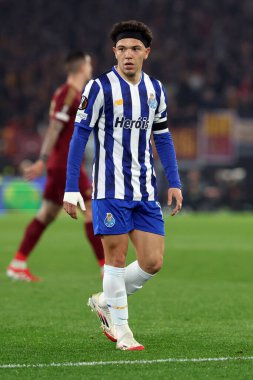 Roma, İtalya 20.02.2025: Uefa Avrupa Ligi 2024-2025 futbol maçı, play-off, AS Romanlar FC Porto 'ya karşı Roma Olimpiyat Stadyumu' nda oynanan Uefa Avrupa Ligi karşılaşmasında Porto 'nun Pepe' si görülüyor.