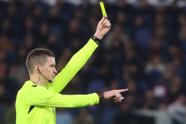 Roma, İtalya 20.02.2025: Francois Letexier Uefa Avrupa Ligi 2024-2025 futbol maçı, play-off, AS Roma FC Porto 'ya karşı Roma Olimpiyat Stadyumu' nda görev yaparken görüldü.
