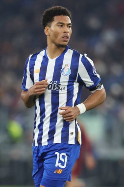 Roma, İtalya 20.02.2025: Porto 'dan Danny Namaso Uefa Avrupa Ligi 2024-2025 futbol maçı, play-off, AS Roma FC Porto' ya karşı Roma Olimpiyat Stadyumu 'nda görev yaparken görülüyor.