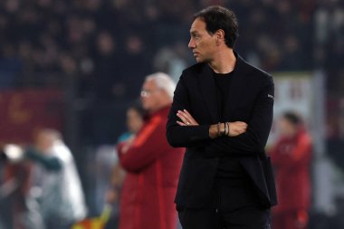Roma, İtalya 24.02.2025: İtalya Futbol Şampiyonası sırasında Alessandro Nesta teknik direktörü Serie A Enilive 2024-2025 Roma-AC Monza maçında Roma 'daki Stadio Olimpico' da AC Monza 'ya karşı.