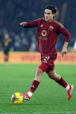Roma, İtalya 24.02.2025: İtalyan futbolcu Paulo Dybala İtalya Futbol Şampiyonası sırasında Serie A Enilive 2024-2025 AS Roman AC Monza 'ya karşı Roma' daki Stadio Olimpico maçında.