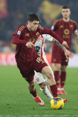 Roma, İtalya 24.02.2025: İtalya futbol şampiyonası sırasında Roma 'nın Matias Soule' u Serie A Enilive 2024-2025 maçında AS Romanlar AC Monza 'ya karşı Roma' daki Stadio Olimpico 'da.