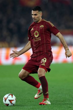 Roma, İtalya 6.03.2025: Uefa Avrupa Ligi 2024-2025, 16. Round, AS Romanlar Atletizm Kulübü Bilbao arasındaki futbol karşılaşması sırasında Roma 'nın Olimpiyat Stadyumu' nda görev yapan Zeki Çelik.