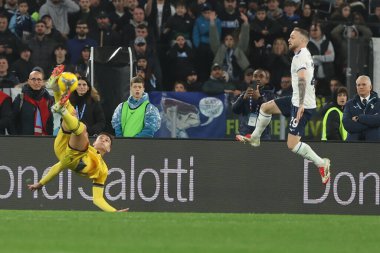 Roma, İtalya 10.03.2025: Roma 'da Stadio Olimpico' da oynanan SS Lazio - Udinese Calcio maçında İtalya Futbol Şampiyonası 'nda oynanan Serie A Enilive 2024-2025 karşılaşmasında görülüyor.