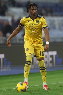 Roma, İtalya 10.03.2025: Udinese 'li Kingsley Ehizibue İtalya Futbol Şampiyonası Serie A Enilive 2024-2025 karşılaşmasında Roma' daki Stadio Olimpico 'da SS Lazio' ya karşı Udinese Calcio