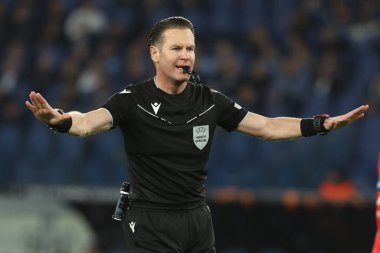 Roma, İtalya 13.03.2025: hakem Danny Makkelie een Uefa Avrupa Ligi 2024-2025, 16. raunt, SS Lazio ve Viktoria Plzen arasında Roma Olimpiyat Stadyumu 'nda oynanan karşılaşmada görev aldı..