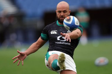 Roma, İtalya - 15.03.2025: İrlanda 'dan Jamison Gibson-Park M6N Guinness Altı Milletler 2025 Olimpiyat Stadyumu' nda oynanan karşılaşma öncesi ısınma sırasında görüldü.