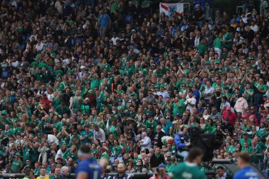 Roma, İtalya - 15.03.2025: İtalya ile İrlanda arasında Olimpiyat Stadyumu 'nda oynanan M6N Guinness Altı Milletler 2025 karşılaşmasında eylem halinde görüldü..