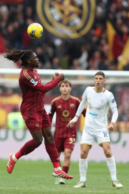 Roma, İtalya 16.03.2025: İtalyan futbol şampiyonası sırasında Roma 'dan Manu Kone Serie A Enilive 2024-2025 maçında AS Romanlar Cagliari Calcio' ya karşı Roma 'daki OLYMPIC STADIUM