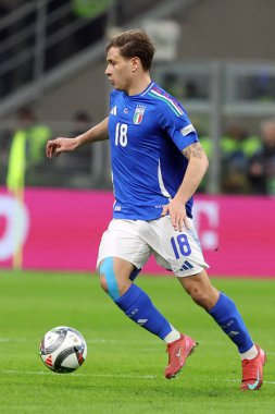 Milan, İtalya 20.03.2025: İtalya 'dan Nicolo Barella Uefa Milletler Ligi 2025, çeyrek final, İtalya ile Almanya arasındaki futbol maçı Milano' daki Giuseppe Meazza Stadyumu 'nda görüldü..