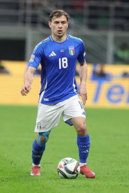 Milan, İtalya 20.03.2025: İtalya 'dan Nicolo Barella Uefa Milletler Ligi 2025, çeyrek final, İtalya ile Almanya arasındaki futbol maçı Milano' daki Giuseppe Meazza Stadyumu 'nda görüldü..