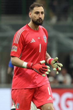 Milan, İtalya 20.03.2025: İtalyan Gianluigi Donnarumma Uefa Milletler Ligi 2025, çeyrek final, İtalya ile Almanya arasındaki futbol maçı Milano 'daki Giuseppe Meazza Stadyumu' nda görüldü..