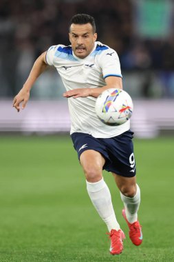 Roma, İtalya 31.03.2025: Torino 'dan Valentino Lazaro, Lazio' dan Pedro Rodrguez Ledesma İtalyan futbol şampiyonası Serie A Enilive 2024-2025 karşılaşmasında SS Lazio, Roma 'daki Stadio Olimpico' da Torino FC 'ye karşı 