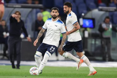 Roma, İtalya 31.03.2025: Lazio 'dan Elseid Hysaj, İtalya futbol şampiyonluğu sırasında Lazio' dan Samuel Gigot Serie A Enilive 2024-2025 karşılaşmasında SS Lazio, Roma 'daki Stadio Olimpico' da Torino FC 'ye karşı