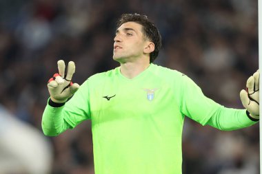 Roma, İtalya 13.4.2025: İtalyan futbol şampiyonası sırasında Lazio 'lu Christos Mandas Serie A Enilive 2024-2025 derby karşılaşmasında SS Lazio Roma' daki Stadio Olimpico 'da AS Roma' ya karşı.