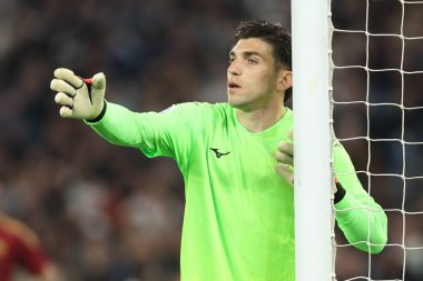 Roma, İtalya 13.4.2025: İtalyan futbol şampiyonası sırasında Lazio 'lu Christos Mandas Serie A Enilive 2024-2025 derby karşılaşmasında SS Lazio Roma' daki Stadio Olimpico 'da AS Roma' ya karşı.