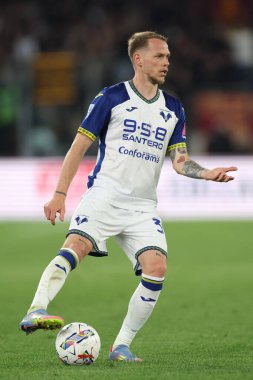 Roma, İtalya 19.4.2025: İtalya futbol şampiyonluğu sırasında Verona 'dan Ondrej Duda Serie A Enilive 2024-2025 Roma-Hellas Verona maçında Roma' da Stadio Olimpico 'da.