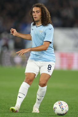 Roma, İtalya 28.4.2025: Lazio 'lu Matteo Guendouzi İtalya Futbol Şampiyonası sırasında Serie A Enilive 2024-2025 Derby karşılaşmasında SS Lazio - Parma Calcio 1913 Roma' daki Stadio Olimpico.