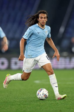 Roma, İtalya 28.4.2025: Lazio 'lu Matteo Guendouzi İtalya Futbol Şampiyonası sırasında Serie A Enilive 2024-2025 Derby karşılaşmasında SS Lazio - Parma Calcio 1913 Roma' daki Stadio Olimpico.
